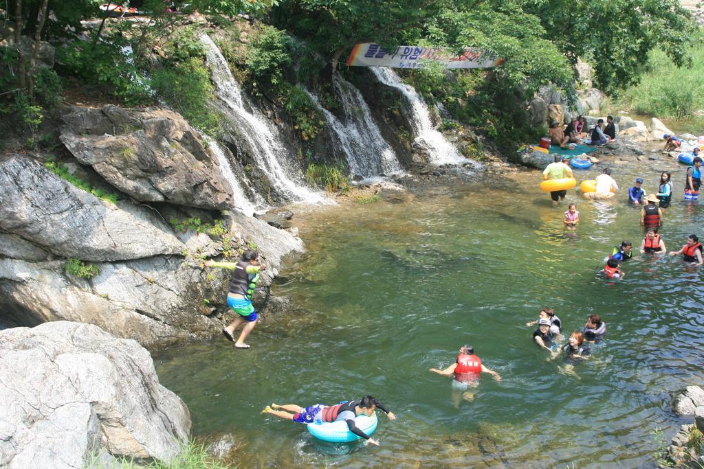 Mir Pension Gapyeong Bagian luar foto